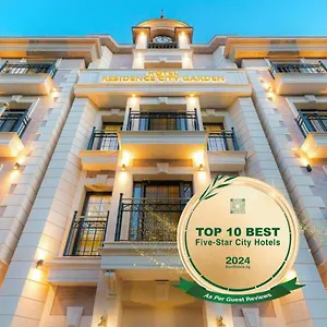 Garden - Certificate Of Excellence 10 Five-stars For 2024 Awarded By Htif Hotel Plovdiv